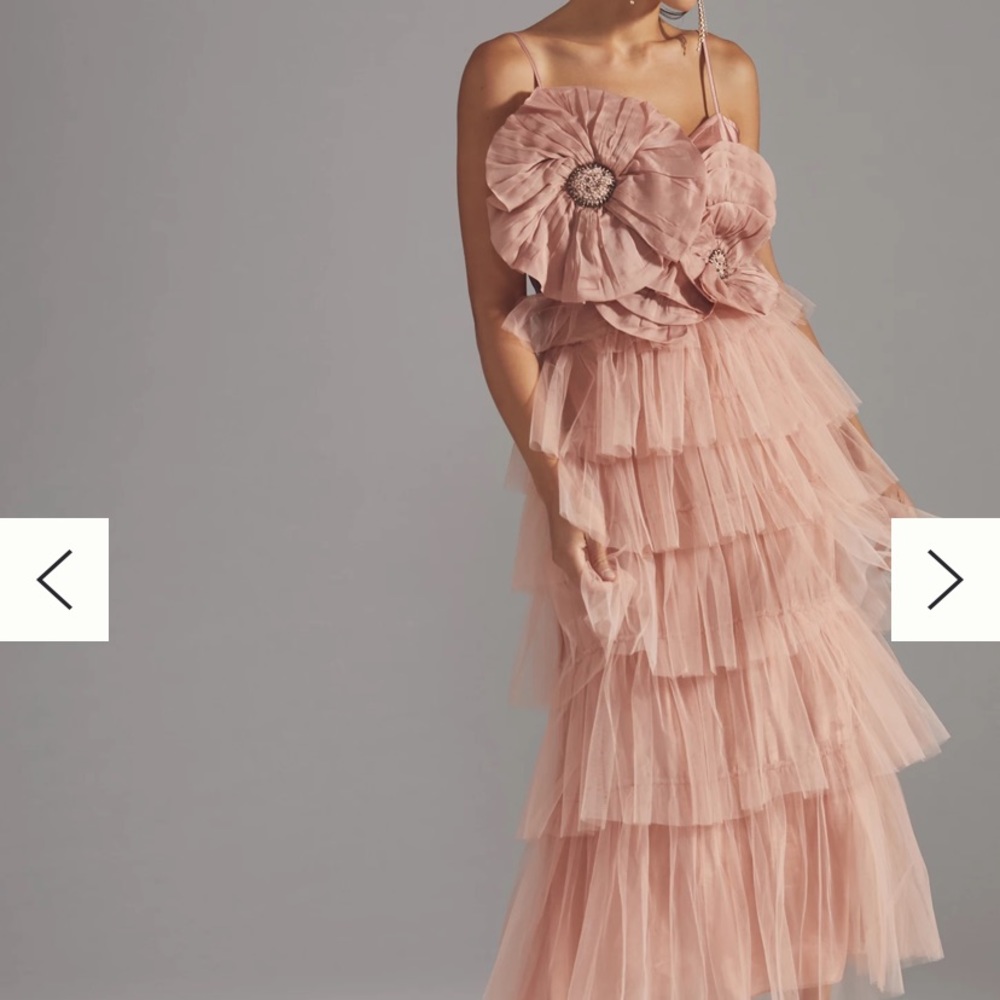 Rosette Tiered Tulle Gown sz 4